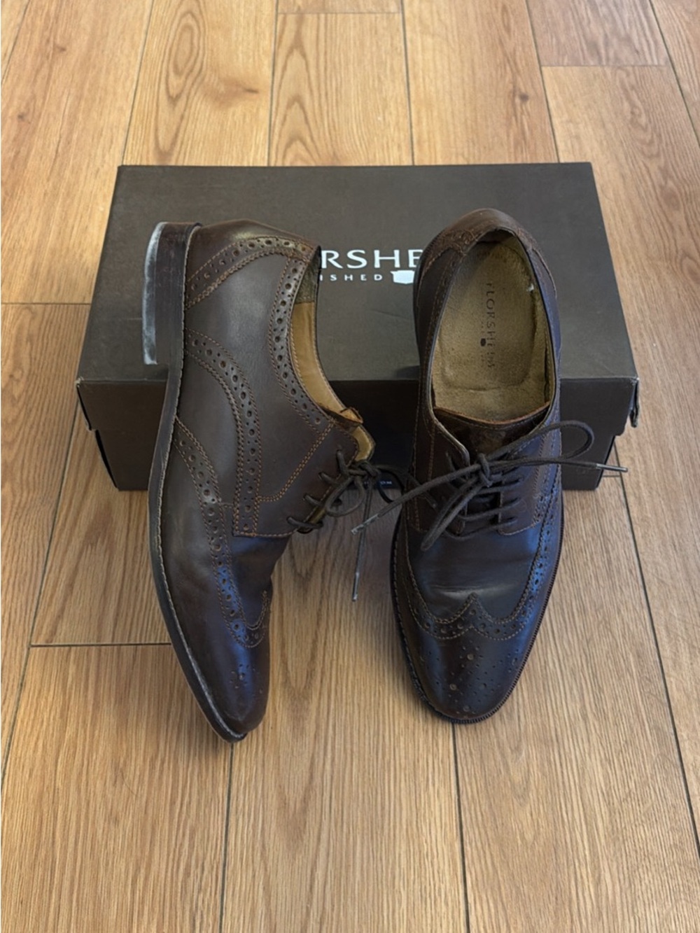 Florsheim Finley Wingtip Oxfords Dark Brown Size 9D